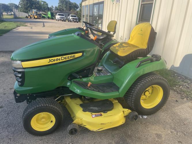 John Deere X500