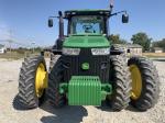 John Deere 8335R