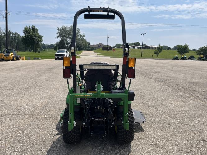 John Deere 1025R