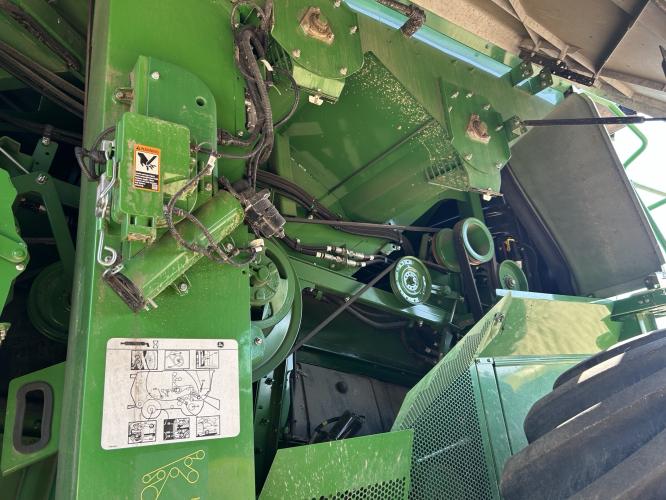 John Deere S790