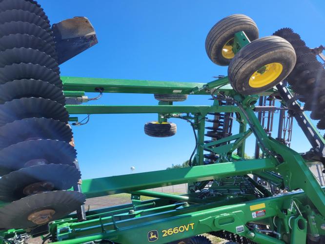 John Deere 2660VT