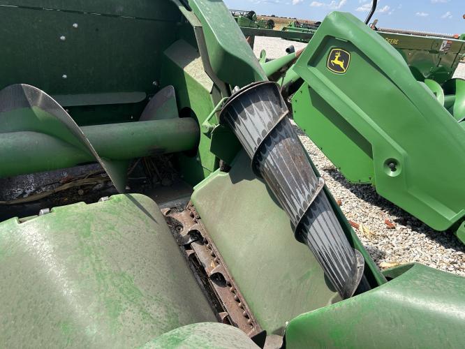 John Deere C8R