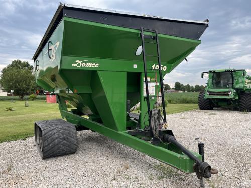 2011 Demco 1050