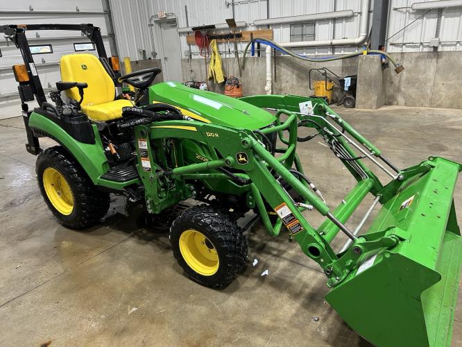 John Deere 2025R