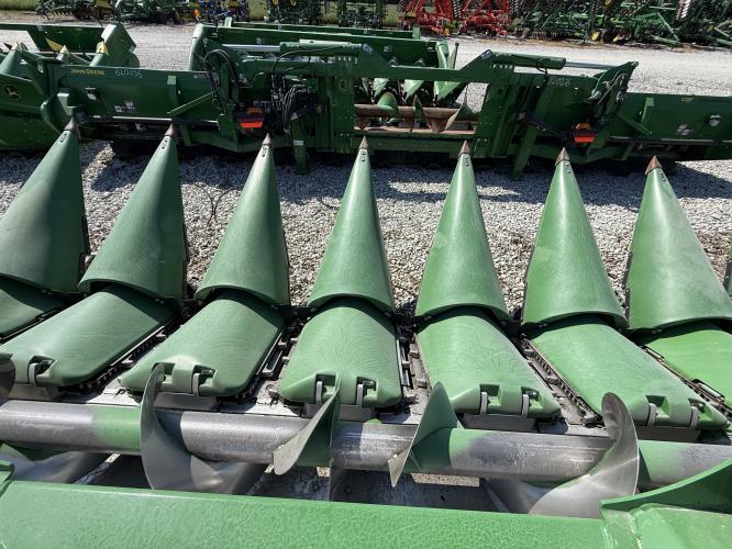 John Deere C12F