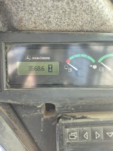 John Deere 324G