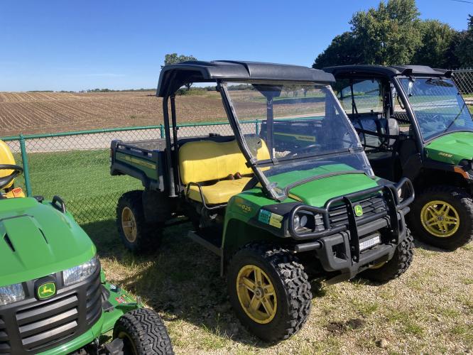 John Deere XUV 825I GREEN