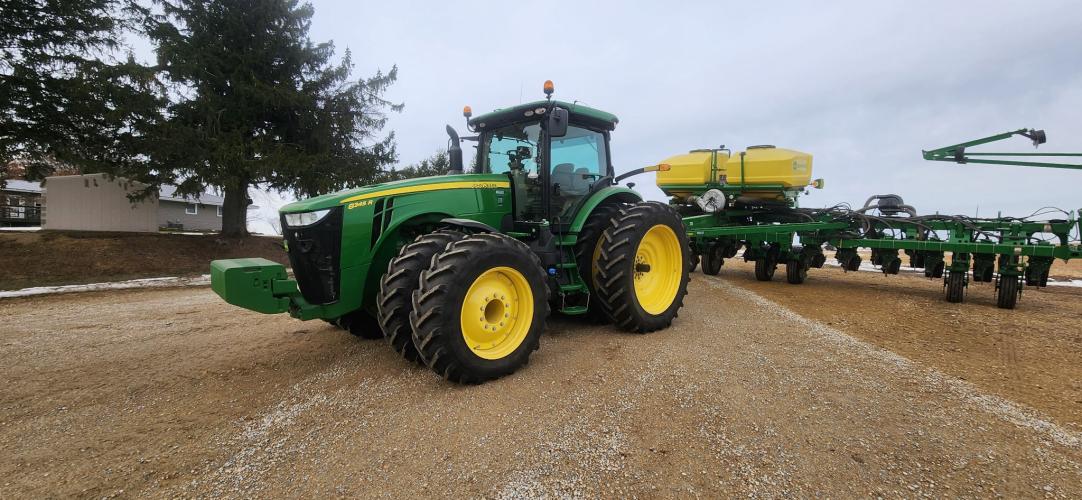 John Deere 8345R