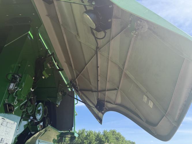 John Deere S760