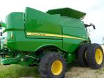 John Deere S670