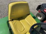 John Deere 318