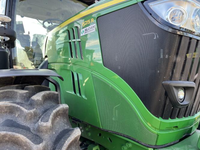 John Deere 6215R
