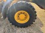 John Deere 324L