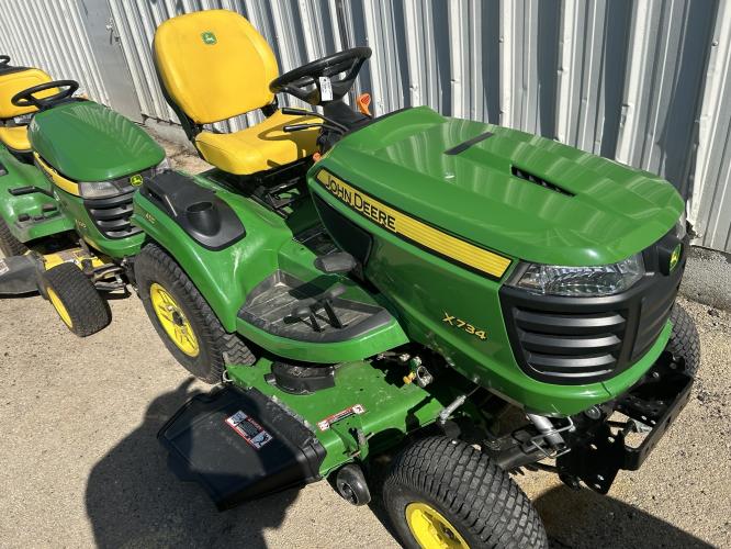 John Deere X734