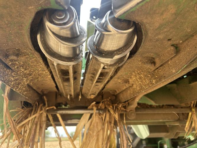 John Deere 608C