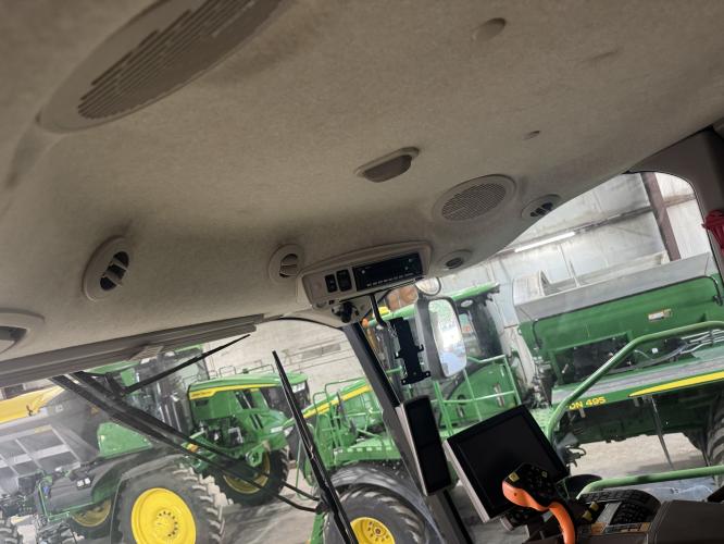 John Deere S780