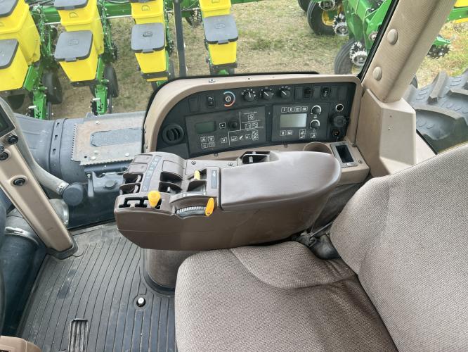 John Deere 9230