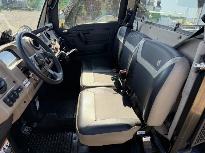 John Deere XUV 845R Premium Cab