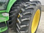John Deere 8230