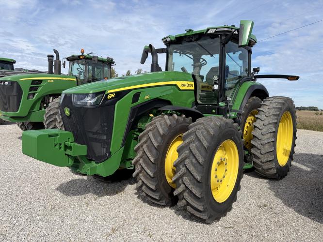 John Deere 8R 410