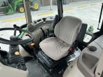 John Deere 5055E
