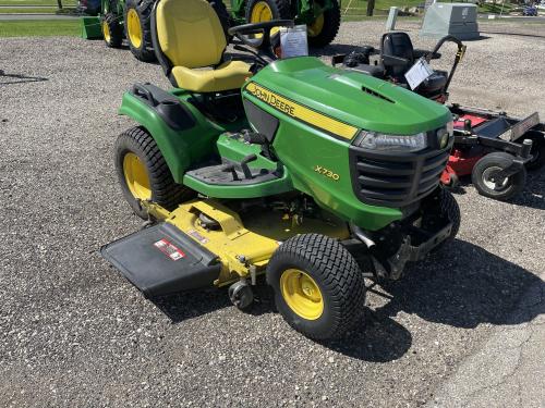 2013 John Deere X730