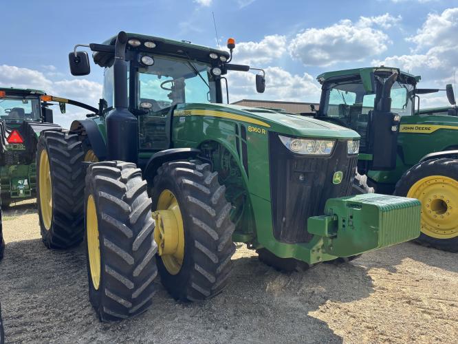 John Deere 8360R
