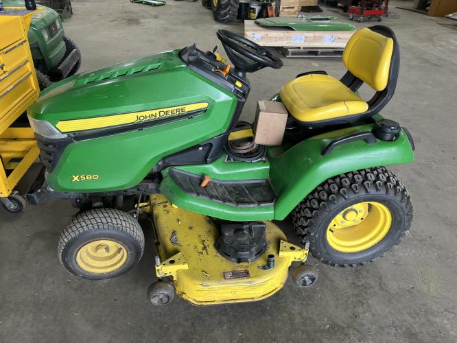 John Deere X580