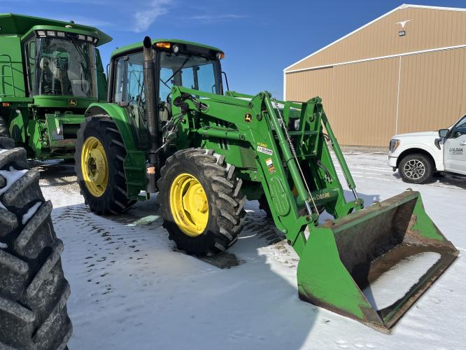 John Deere 6115M