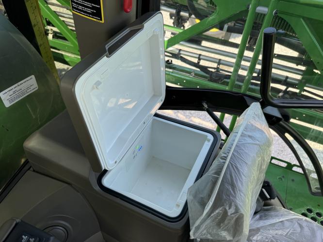 John Deere 412R