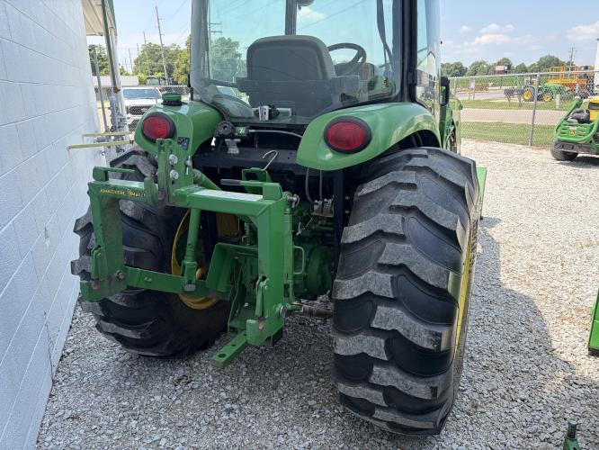 John Deere 4052R