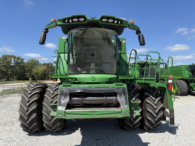 John Deere S780