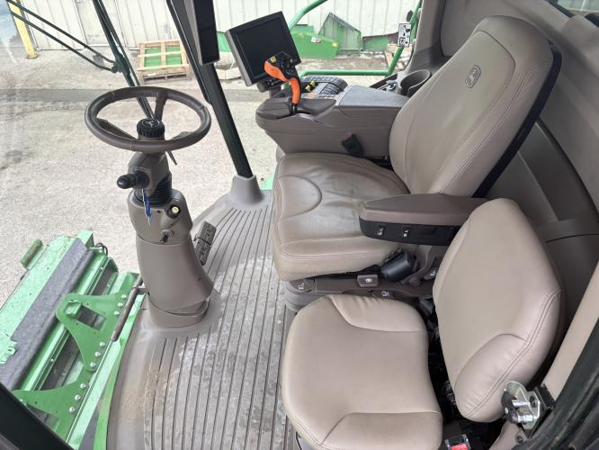 John Deere S780