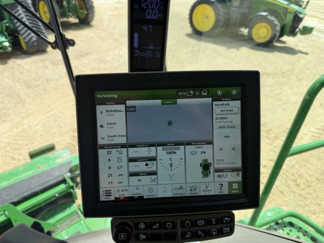 John Deere S770