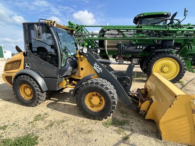 John Deere 304L