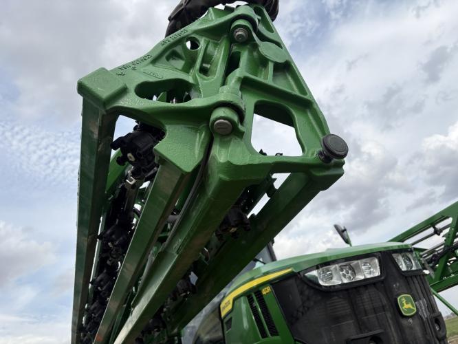 John Deere 412R