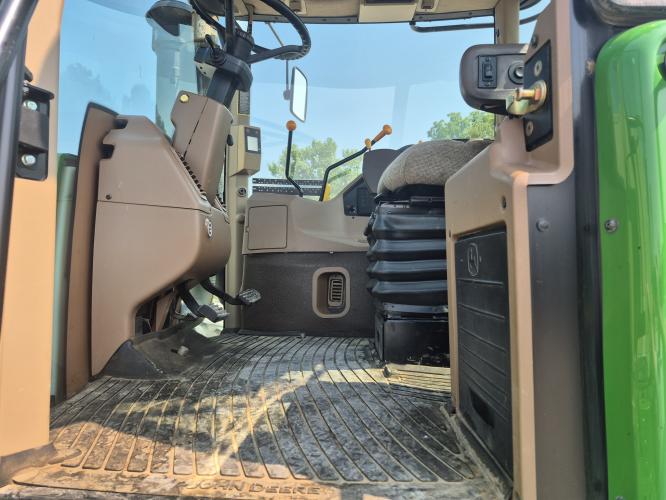 John Deere 9220