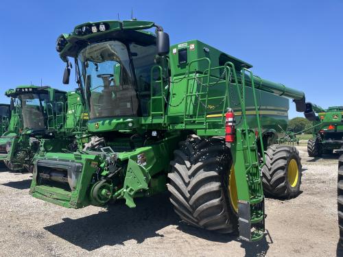 2023 John Deere S790