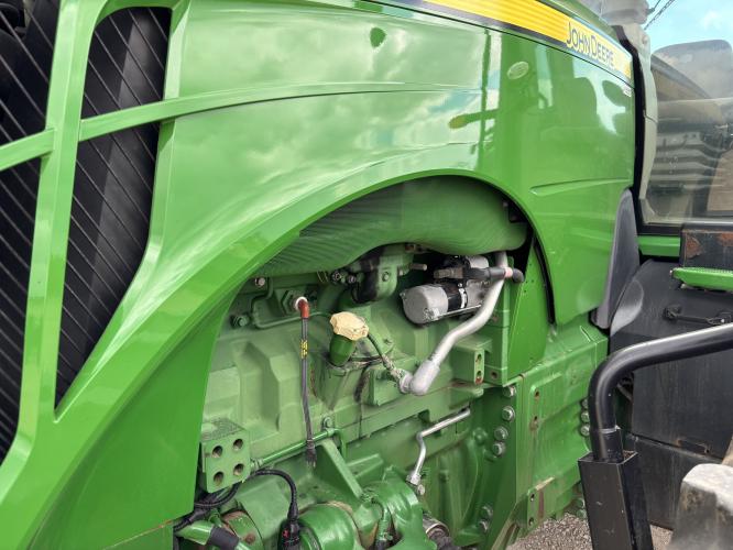John Deere 8320R
