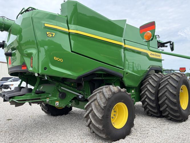 John Deere S7 800