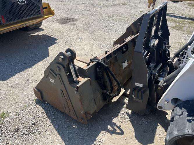 Bobcat T590
