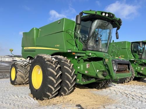 2024 John Deere S790