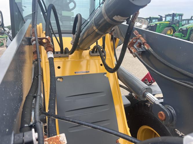 John Deere 324L