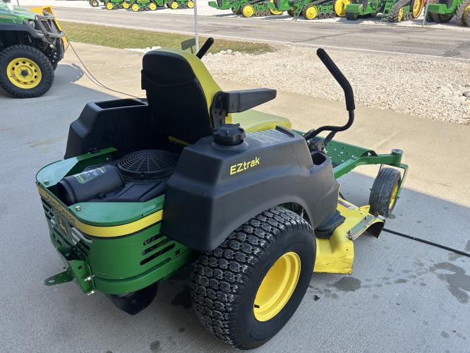 John Deere Z445