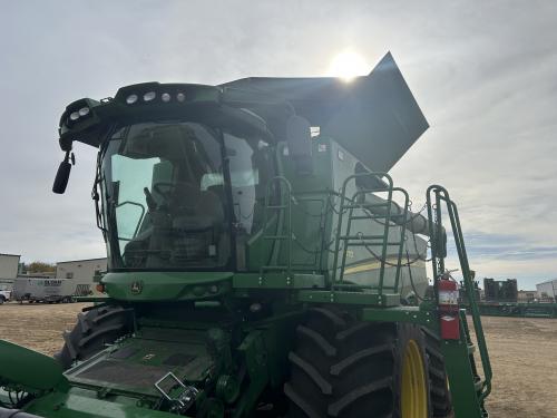 2021 John Deere S770