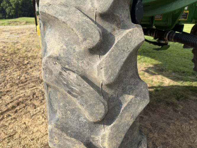 John Deere 612R