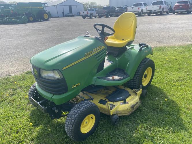 John Deere X475