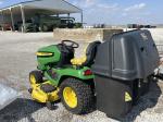 John Deere X520