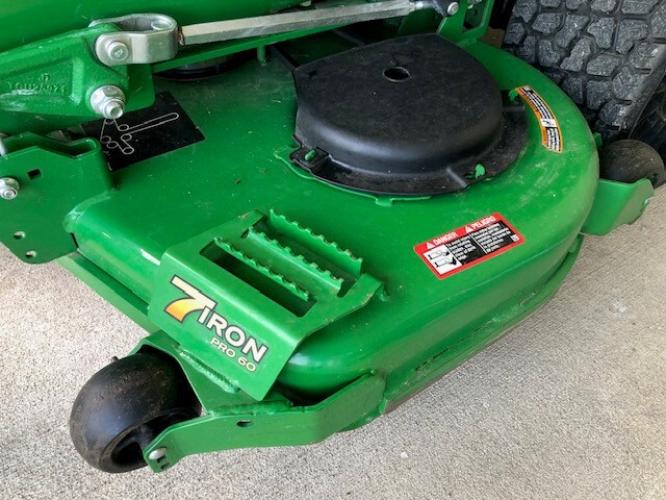 John Deere Z930R