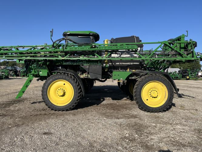John Deere 412R